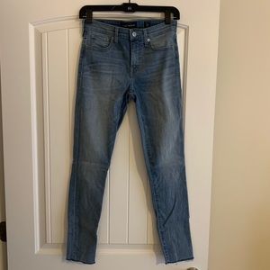Light blue Lucky Brand jeans